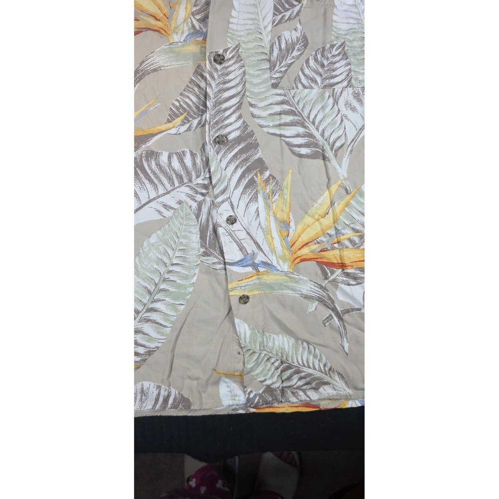 Puritan Mens Large Hawaiian Shirt Bird of Paradise Floral Tropical Rayon Tan L - Picture 2 of 11